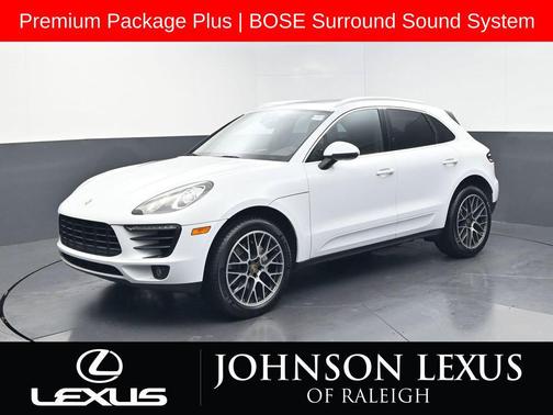 Carrara White Metallic 2018 Porsche Macan Macan