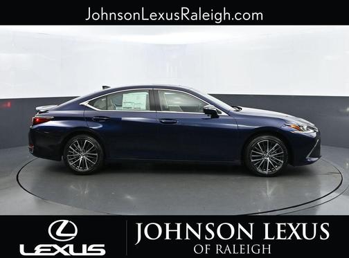 2025 Lexus ES 300h Base
