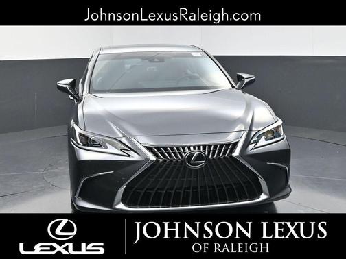 2025 Lexus ES 300h Base