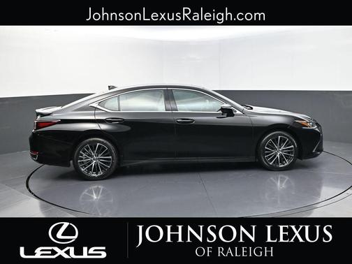 2024 Lexus ES 300h Base