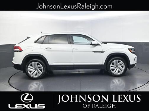 2023 Volkswagen Atlas Cross Sport 2.0T SE w/Technology 4MOTION