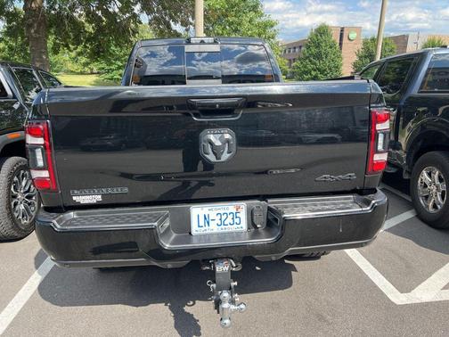 2020 RAM 2500 Laramie Crew Cab 4X4 6'4' Box