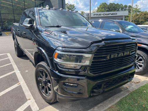 2020 RAM 2500 Laramie Crew Cab 4X4 6'4' Box