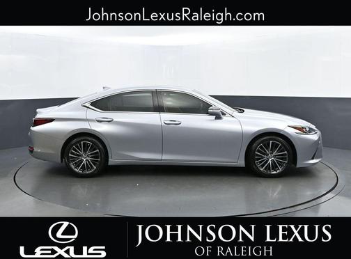 2023 Lexus ES 250 Base