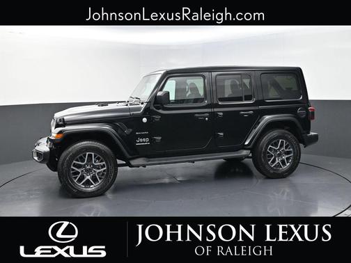 2024 Jeep Wrangler 4-Door Sahara 4x4