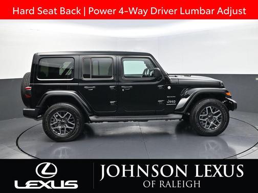 2024 Jeep Wrangler 4-Door Sahara 4x4