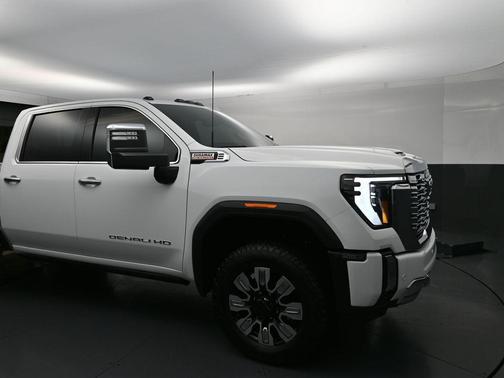 2025 GMC Sierra 2500 Denali