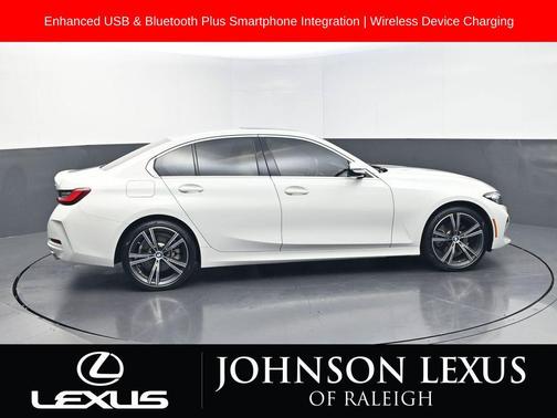 Alpine White 2024 BMW 330 330i
