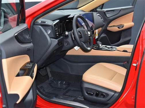 2025 Lexus NX 350h Premium