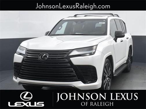 2025 Lexus LX 700h Luxury