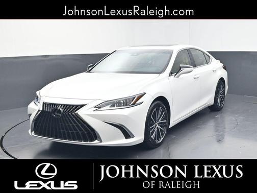 2025 Lexus ES 300h Base
