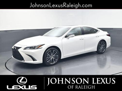 2025 Lexus ES 300h Base