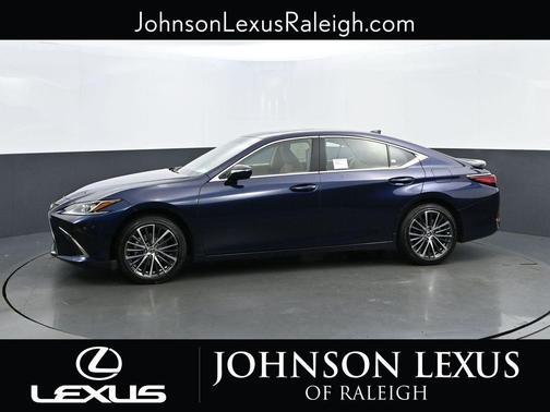 2025 Lexus ES 300h Base