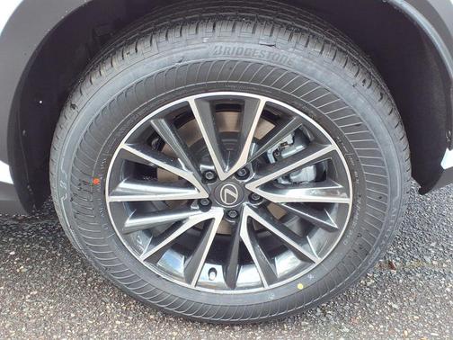 2026 Lexus NX 350h Premium