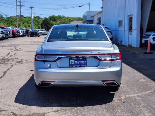 Silver Radiance 2020 Lincoln Continental Reserve