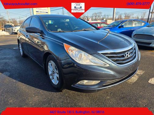 2011 Hyundai SONATA SE