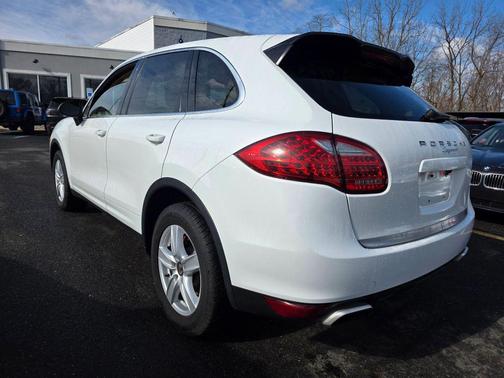 2012 Porsche Cayenne Cayenne