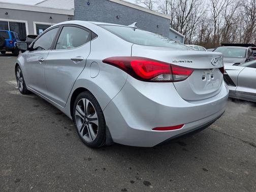 2016 Hyundai ELANTRA Sport