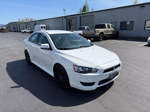 2013 Mitsubishi Lancer SE