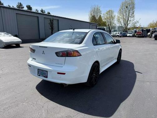 2013 Mitsubishi Lancer SE