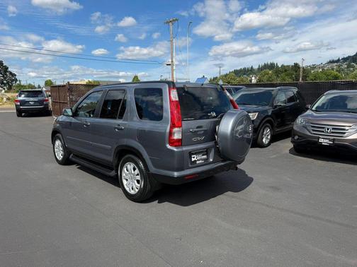 Gray 2006 Honda CR-V SE