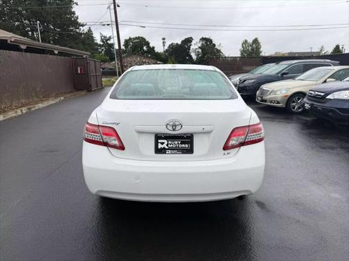 2010 Toyota Camry LE