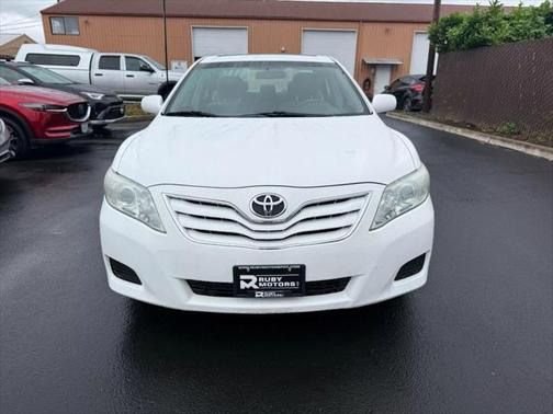 2010 Toyota Camry LE