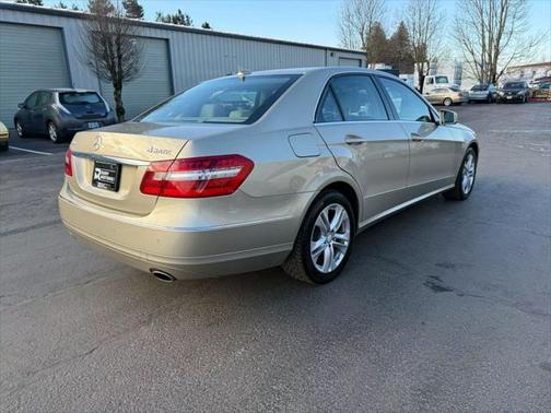 2011 Mercedes-Benz E-Class E 350 4MATIC Sedan 4D