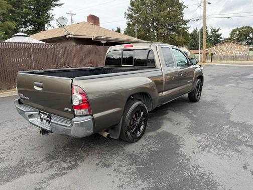 2013 Toyota Tacoma Base