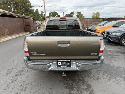 2013 Toyota Tacoma Base