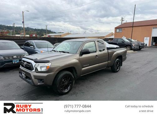 2013 Toyota Tacoma Base