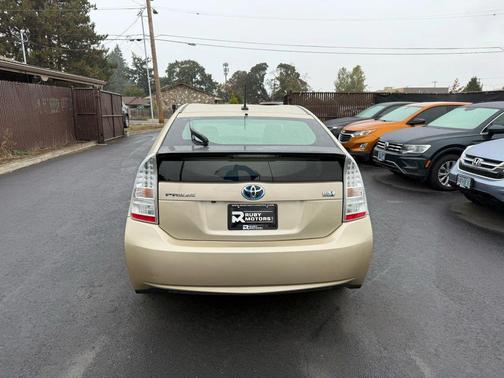 2010 Toyota Prius IV