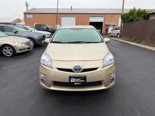 2010 Toyota Prius IV