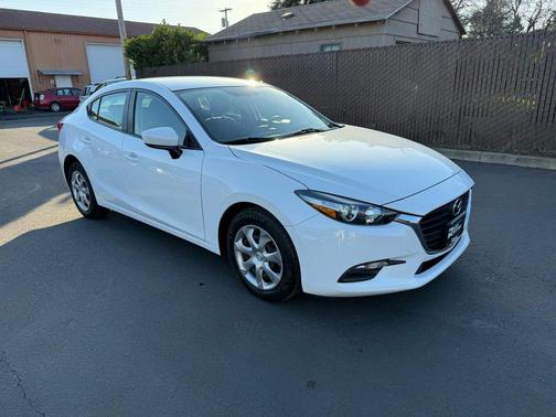 2017 Mazda Mazda3 Sport