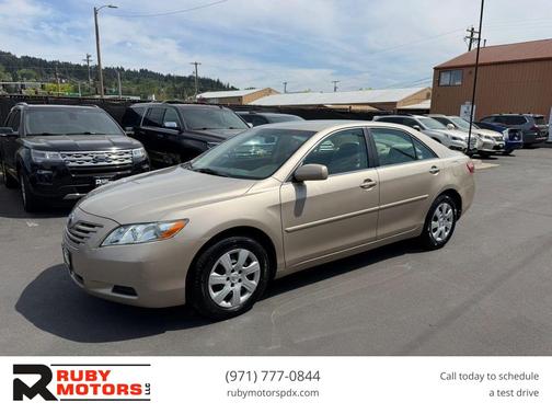 Desert Sand Mica 2009 Toyota Camry LE