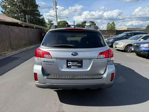2011 Subaru Outback 3.6 R Limited
