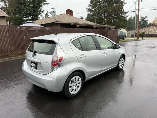 2012 Toyota Prius c Two