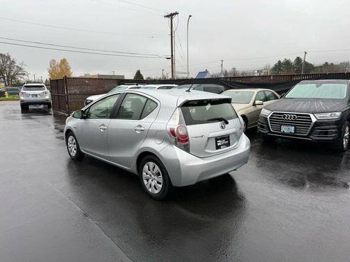2012 Toyota Prius c Two