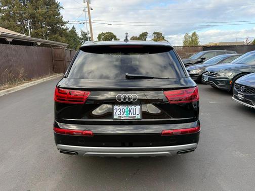 2018 Audi Q7 3.0T Premium Plus