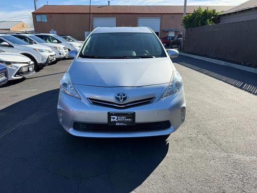 2013 Toyota Prius v Three