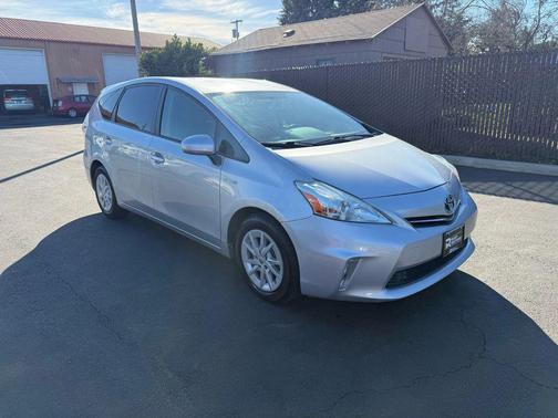 2013 Toyota Prius v Three