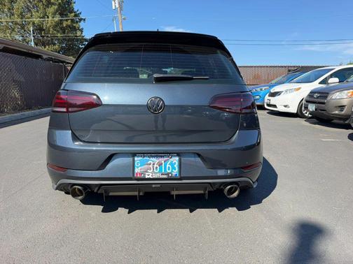 2021 Volkswagen Golf GTI 2.0T SE DSG