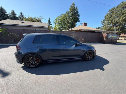2021 Volkswagen Golf GTI 2.0T SE DSG