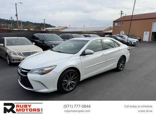 2017 Toyota Camry XSE