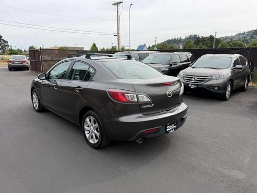 Gray 2010 Mazda Mazda3 i Touring
