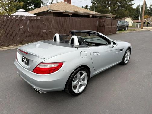 Iridium Silver Metallic 2015 Mercedes-Benz SLK-Class SLK 250