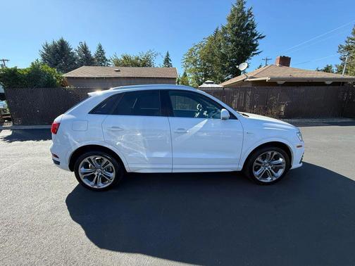 2016 Audi Q3 2.0T Premium Plus