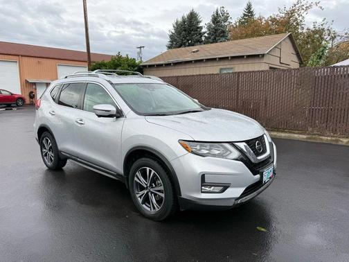 2017 Nissan Rogue SL