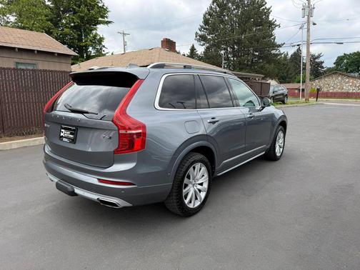 Gray 2017 Volvo XC90 T6 Momentum