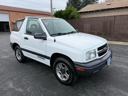2003 Chevrolet Tracker Sport Utility Convertible 2D